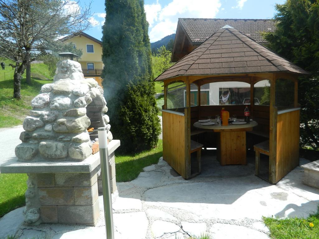 Reiters-Ferienhaus Russbach am Pass Gschuett Exterior photo